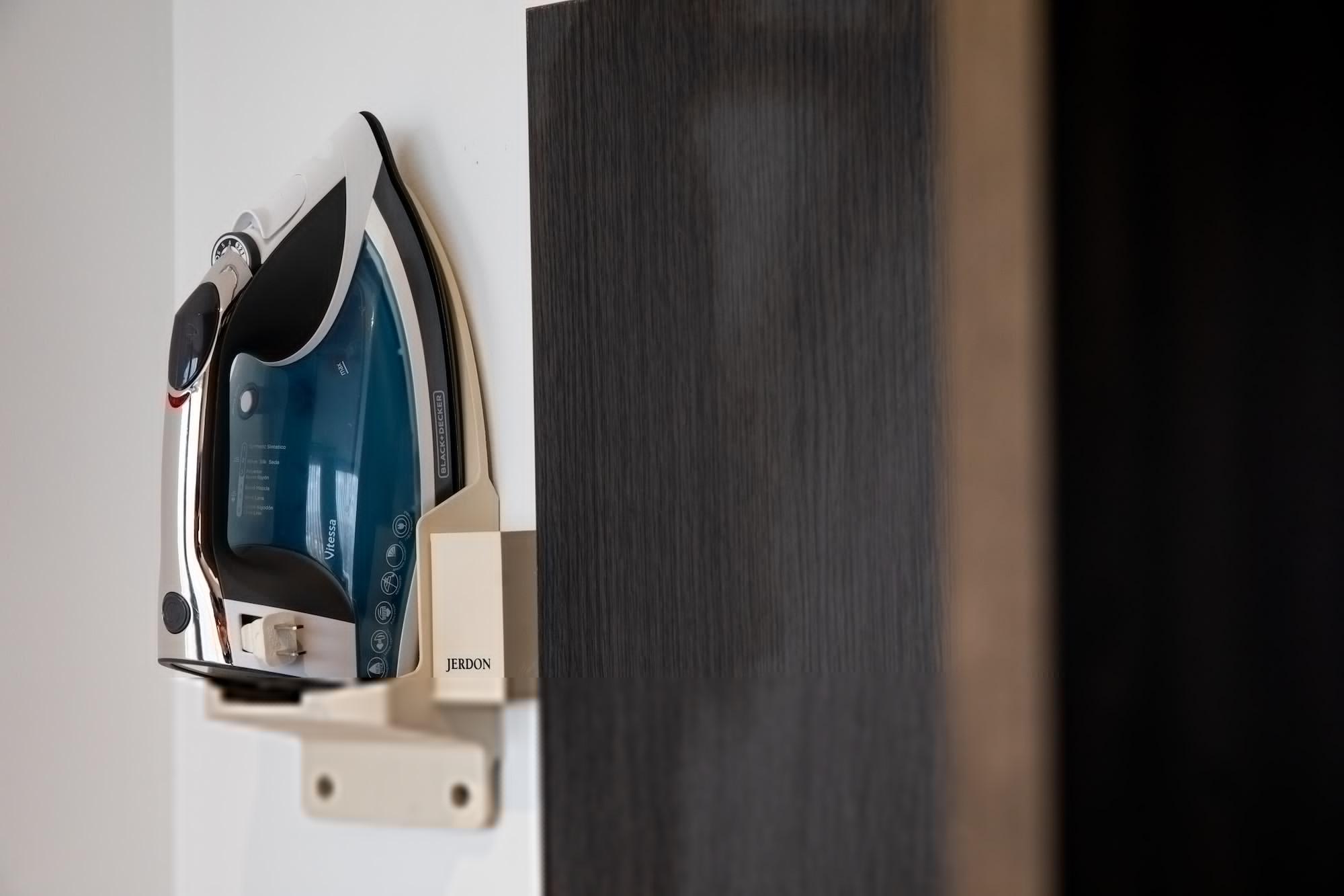 Wyndham Garden Guatemala City Exterior photo A steam iron